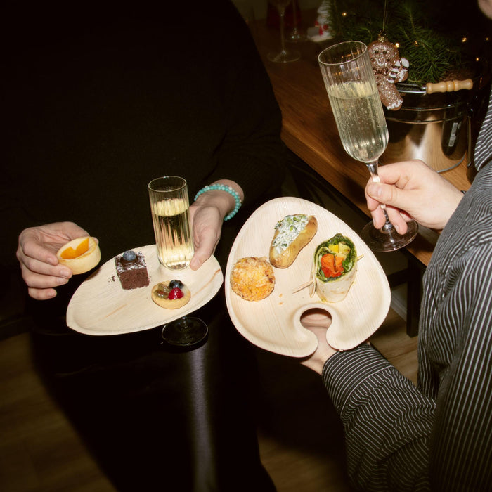 LEEF-Cocktailplate, Palmblatt-Teller mit Weinglas-Halterung, 24 x 17,5 cm